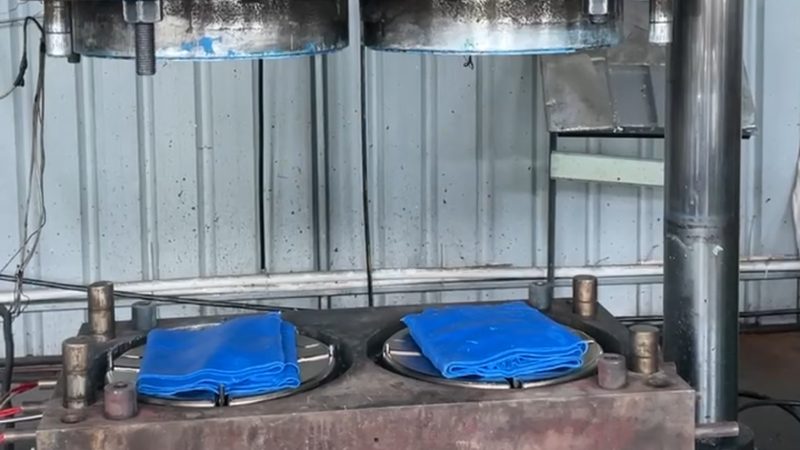 成都五金模具冲头：揭秘其制造工艺与选型要点**