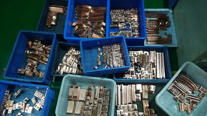 双色模具：一套多少钱？揭秘双色模具的定价因素