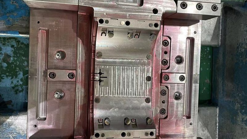 吸塑模具尺寸参数：揭秘尺寸与价格背后的秘密