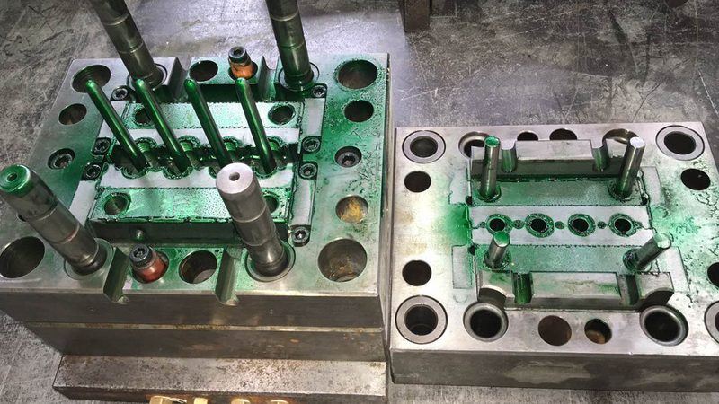 模具制造：连续模与工程模的安装步骤解析