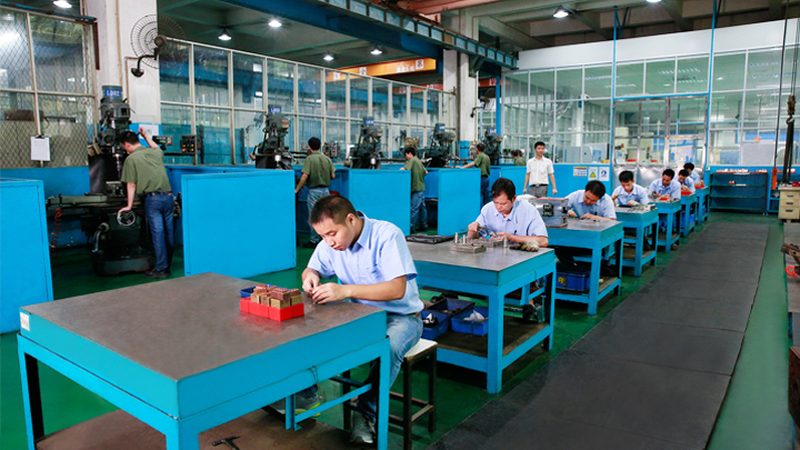 苏州模具定制型号规格对照表通常包含以下内容：