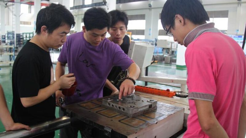 东莞注塑模具流程：揭秘高效生产的关键步骤**